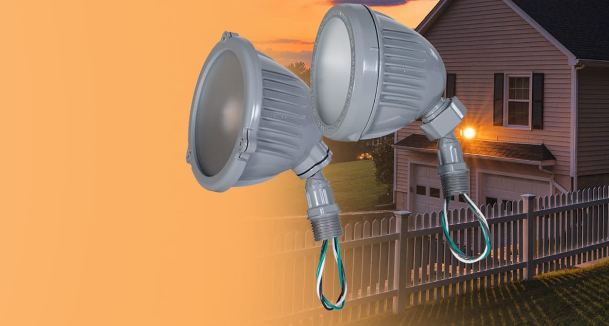 Hubbell LL LED Swivel Floodlights Video