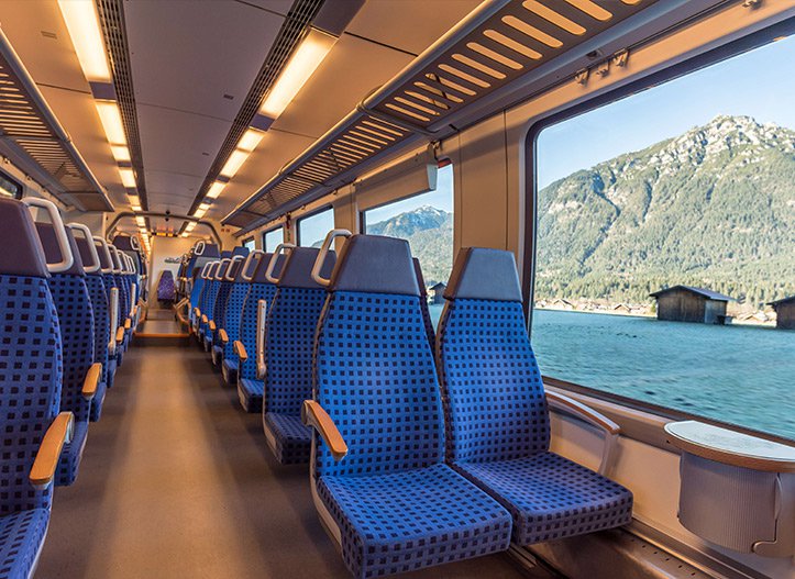 transit---rail---on-train---iStock-502077338.jpg