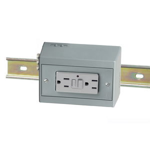 Complete Unit- GFCI with 5A Circuit Breaker, Horizontal, 1) 15A 125V, 2-Pole 3-Wire Grounding, 5-15R, Gray